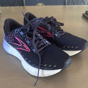 Brooks Women's  Dark Blue / Purple Running Shoes